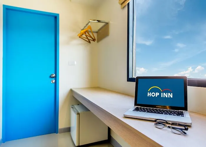 Hop Inn Chiang Rai Clock Tower